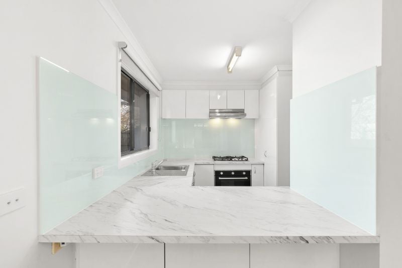 2/6 Campbell Street, Epping