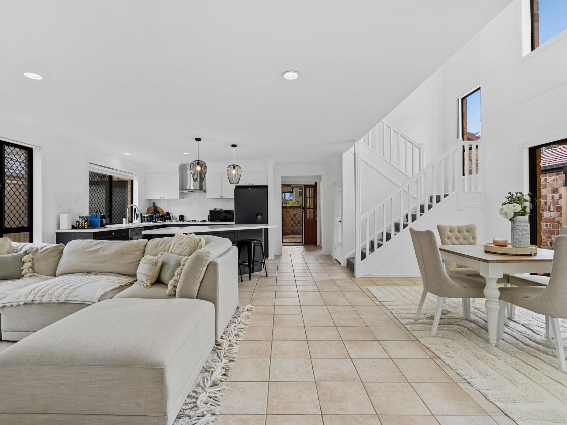 $ 1,210,000, Runaway Bay - Thumbnail 4
