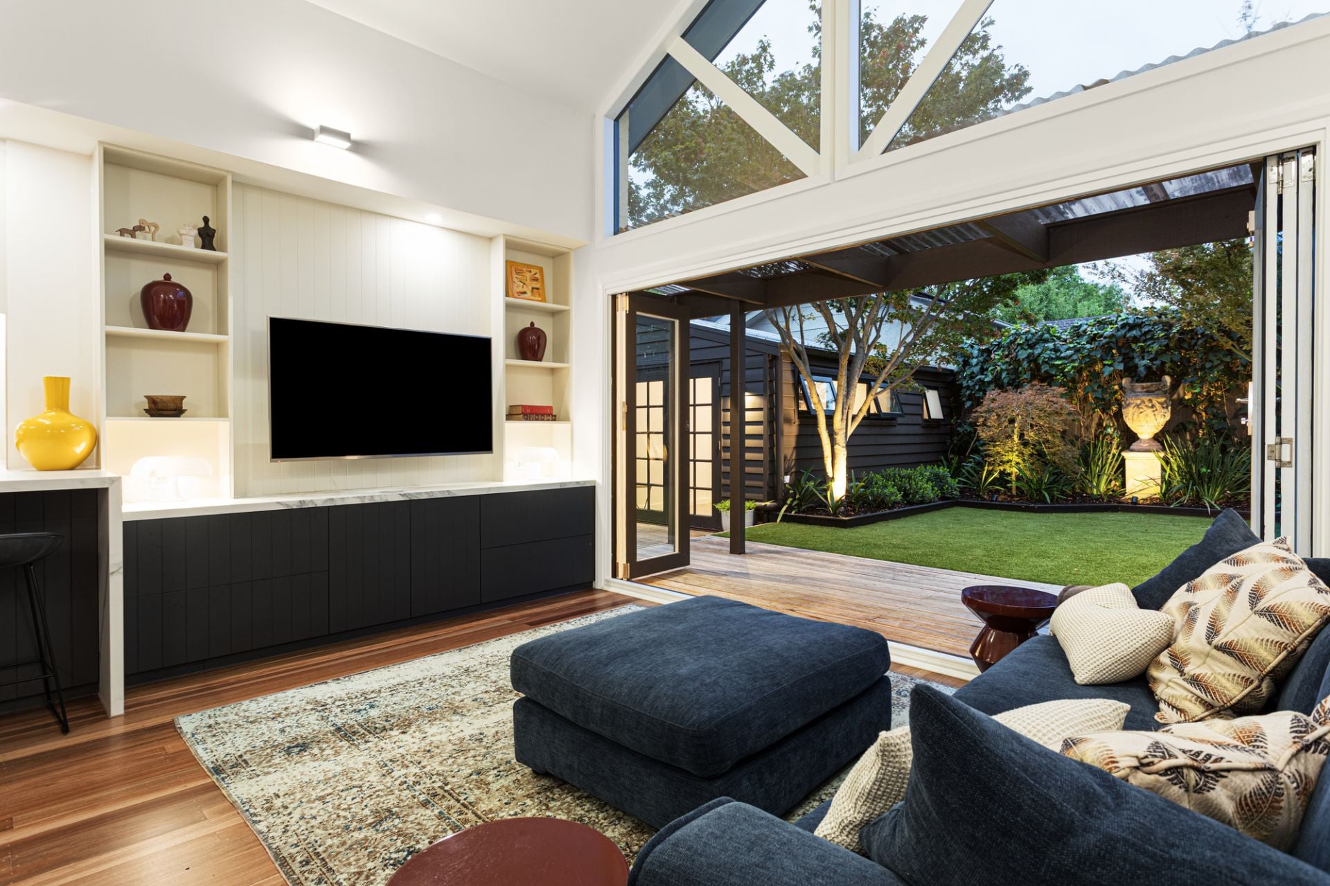 2 Holroyd Avenue, Sold, Sold - Thumbnail 4