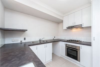 13C Burney Court, Kardinya