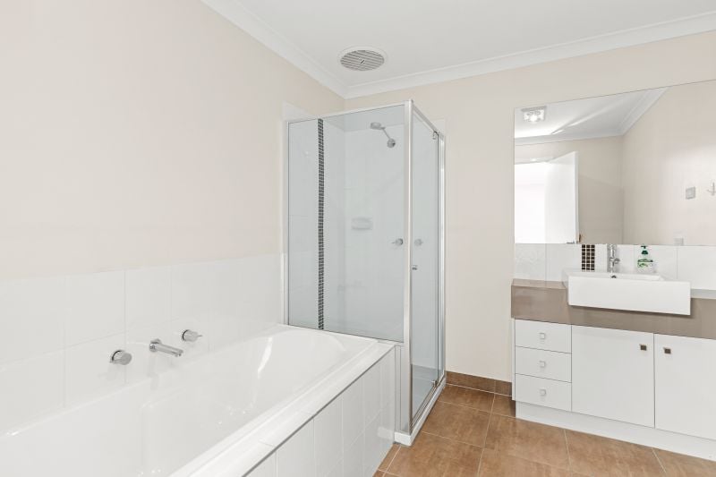 13 Highgate Hill, Epping