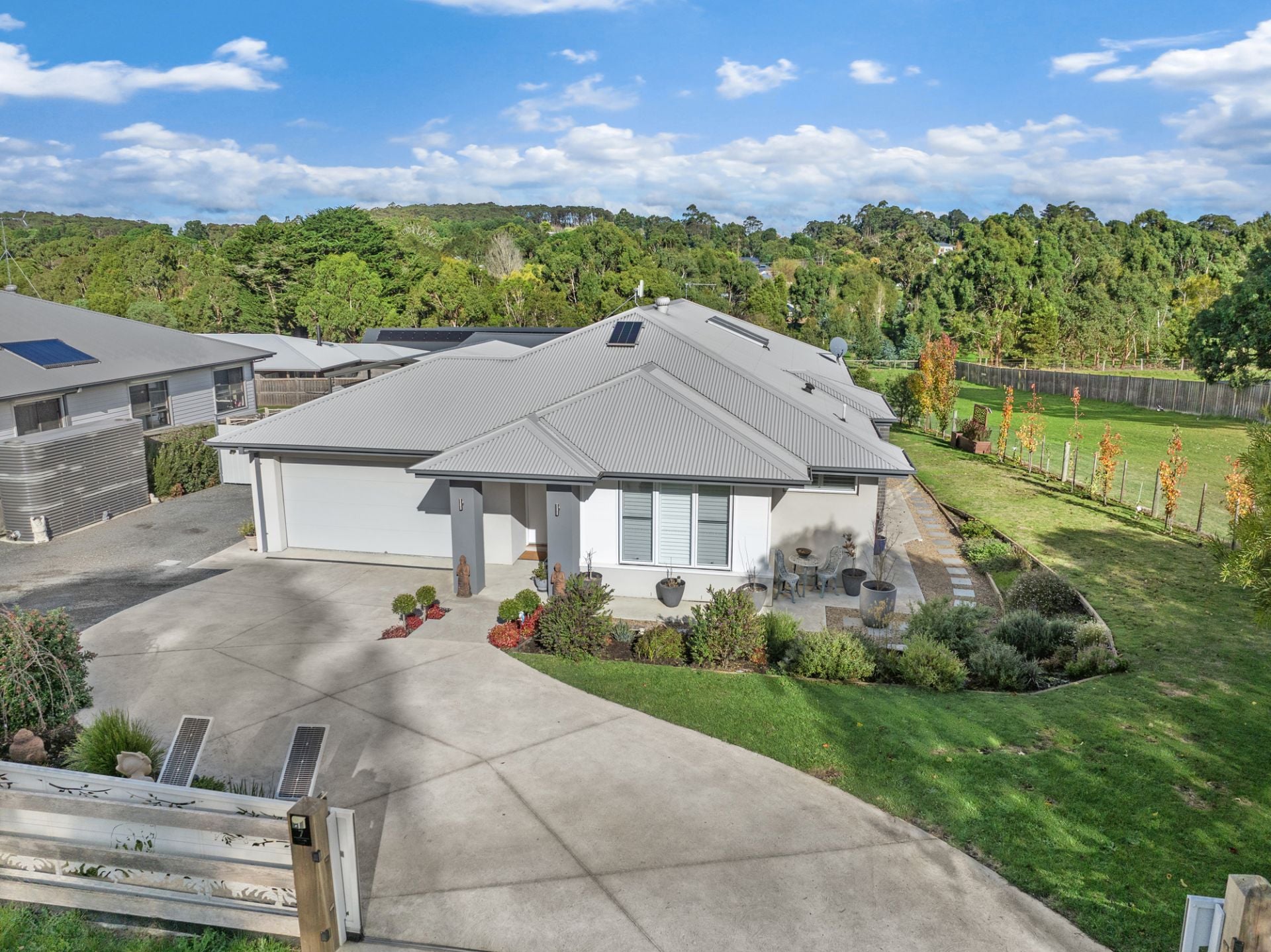 7 Corbetts Road, Under Offer, Under Offer - Thumbnail 2