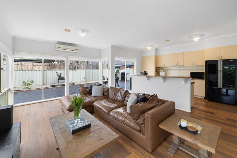 8 Braelands Close, Caroline Springs