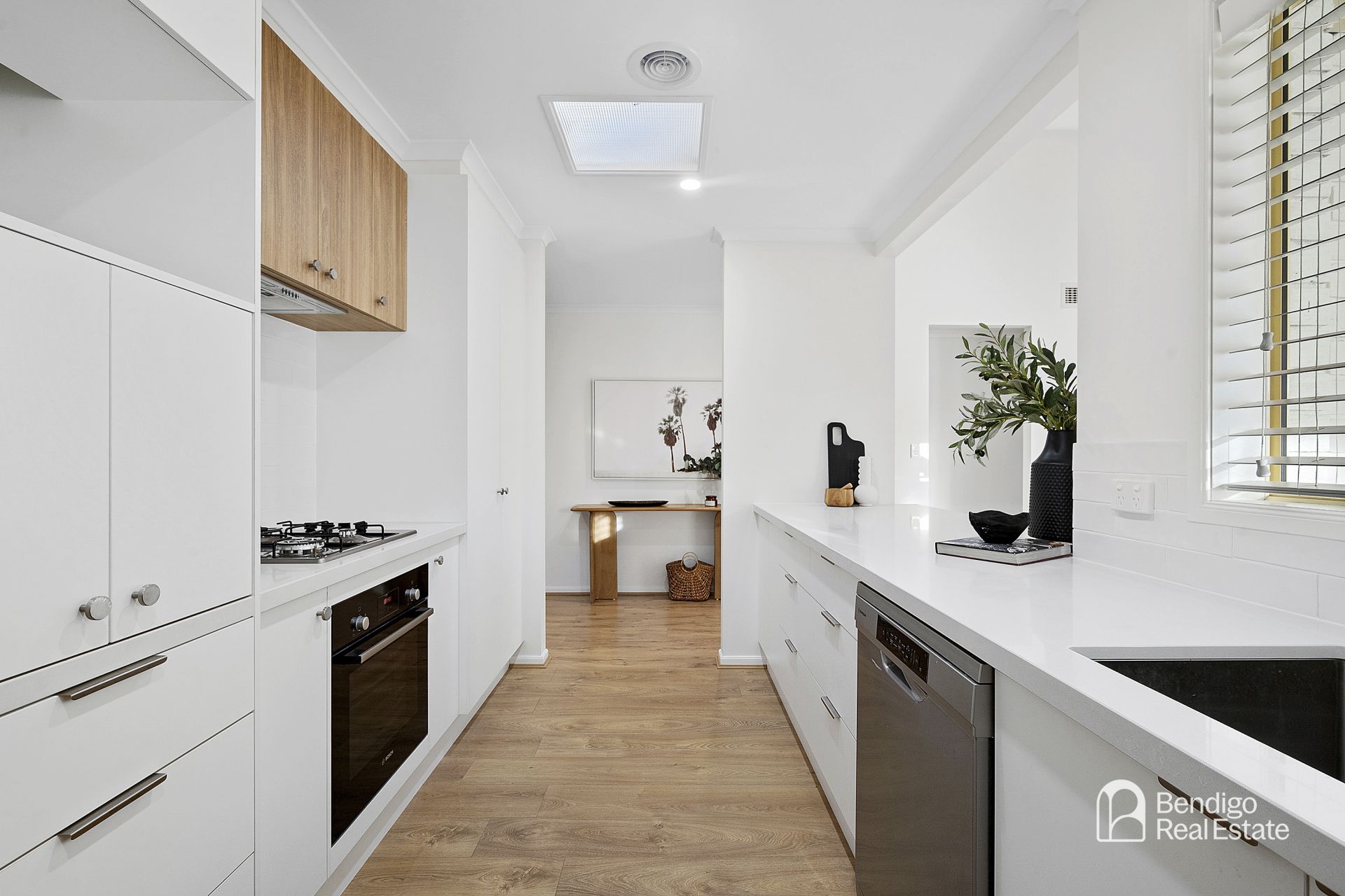 2 Harley Mews Strathdale VIC, Strathdale - Thumbnail 2