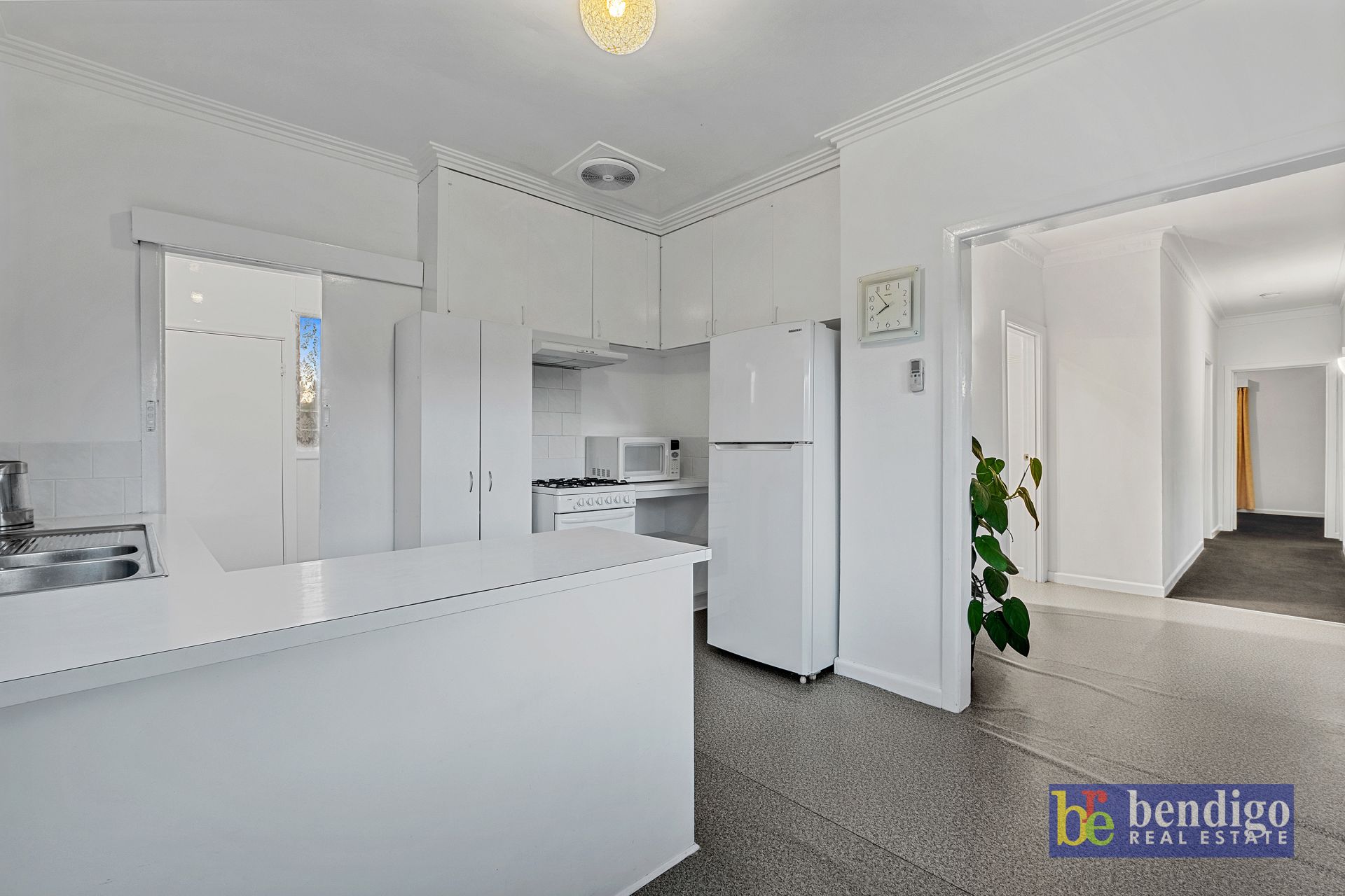 101 Thistle Street Golden Square VIC, Square - Thumbnail 7