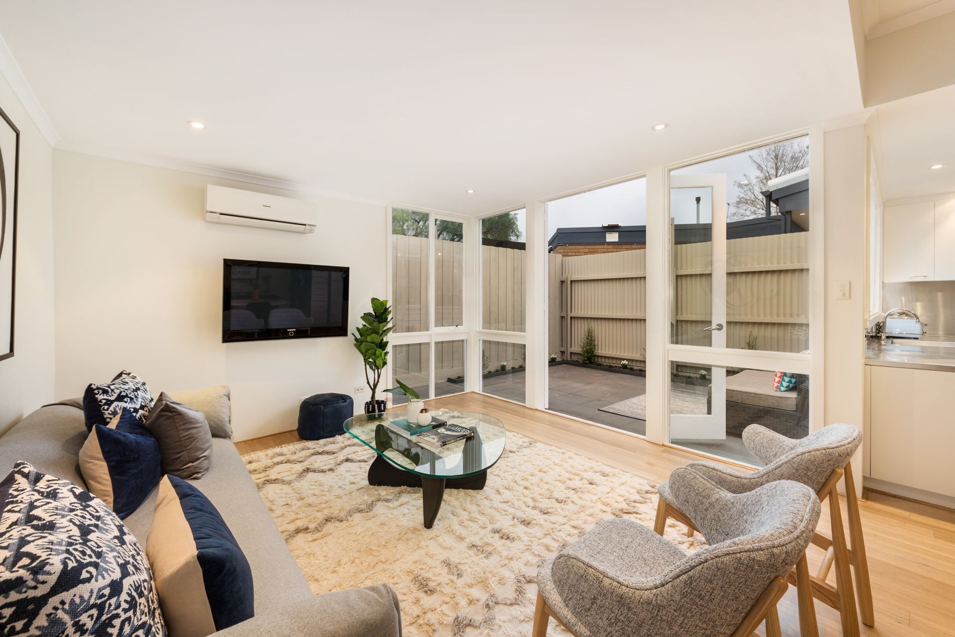 39 Earl Street, Windsor, Windsor - Thumbnail 7