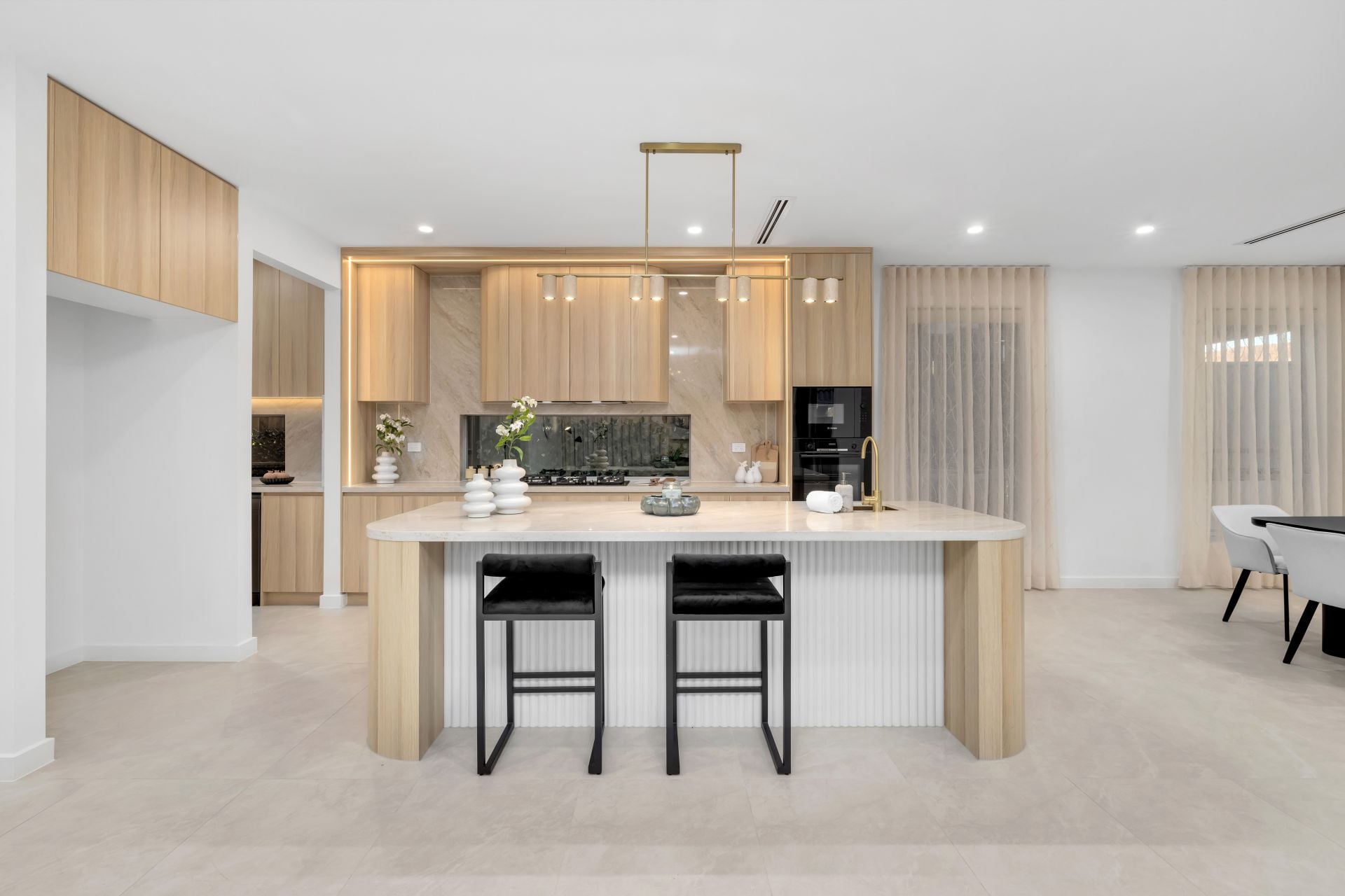 23 Bar Street, Box Hill - Thumbnail 4
