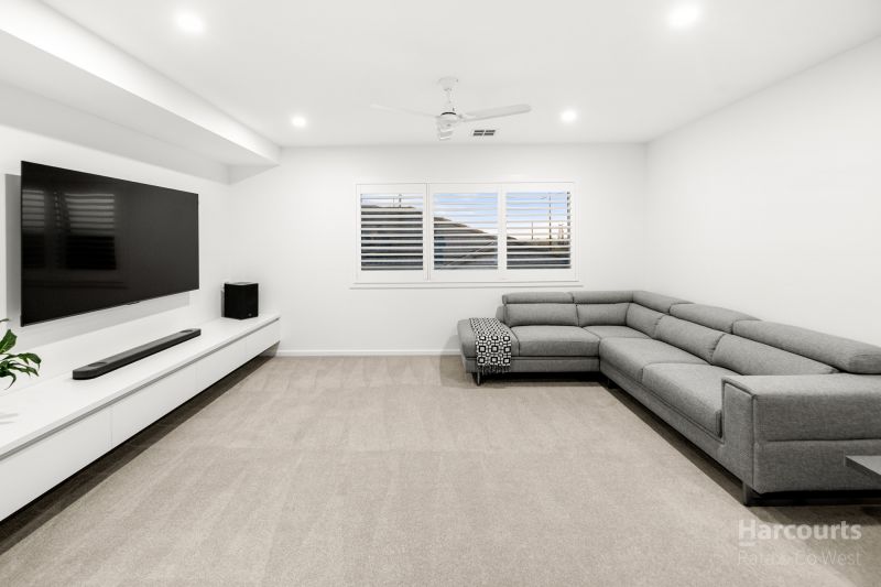 24 Stricta Circuit, Fraser Rise