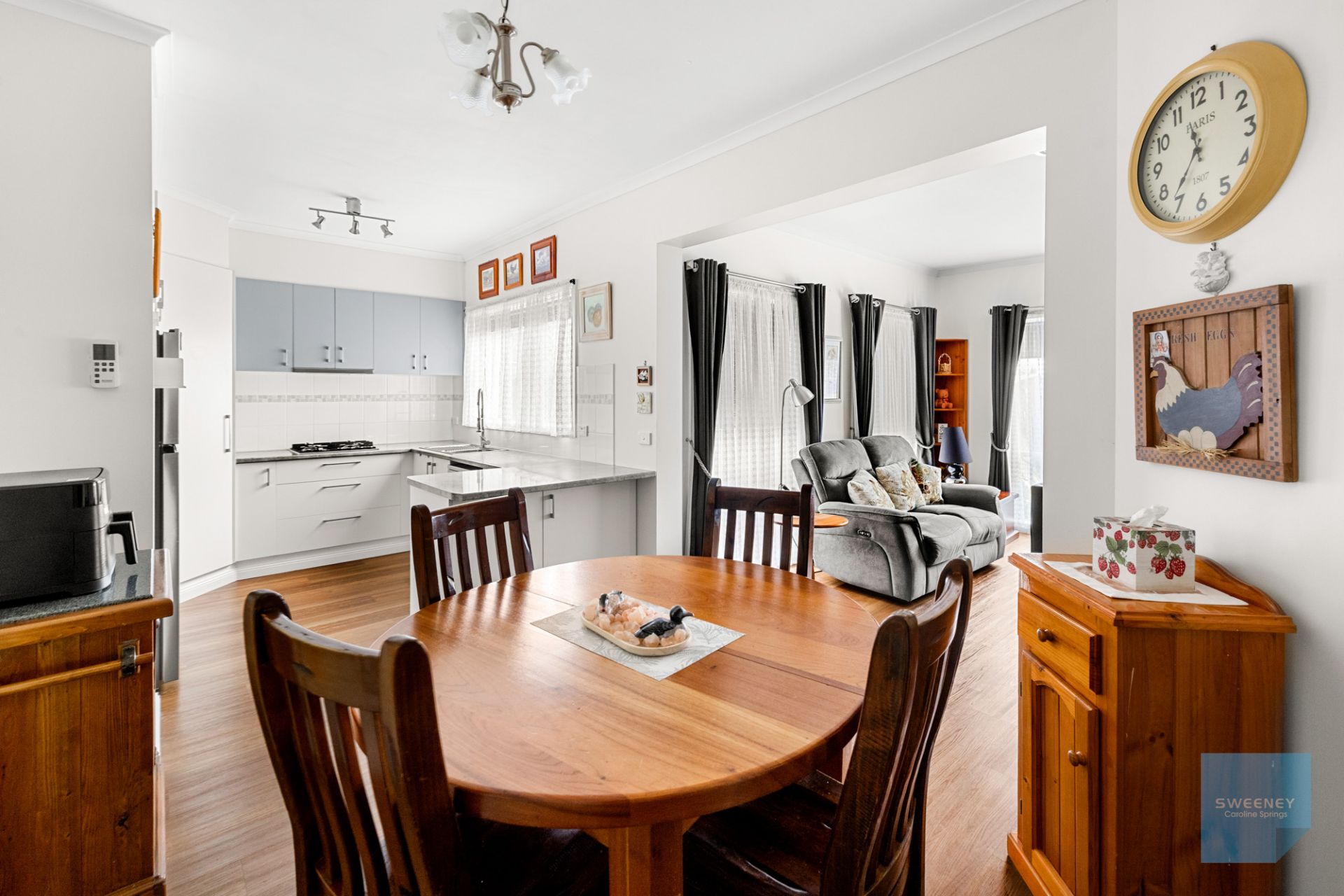 69 The Glades, Taylors Hill - Thumbnail 5