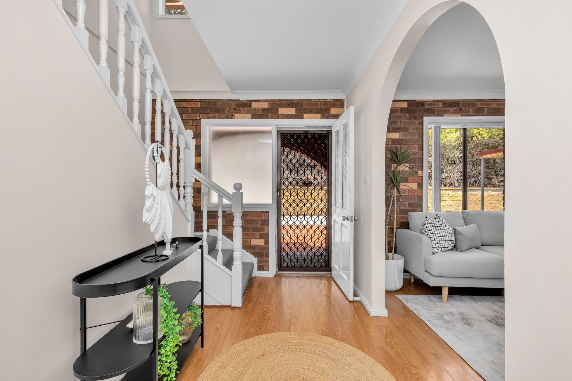 29 Ross Place, North Kellyville - Thumbnail 2