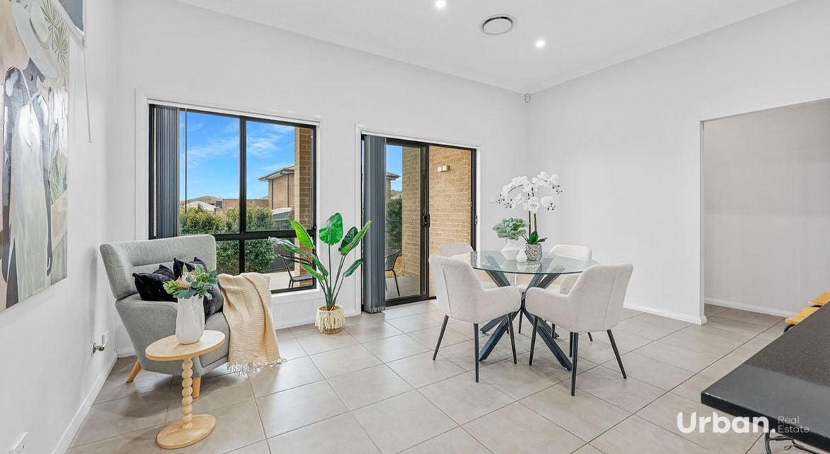 Gregory Hills 6 Barrett Street