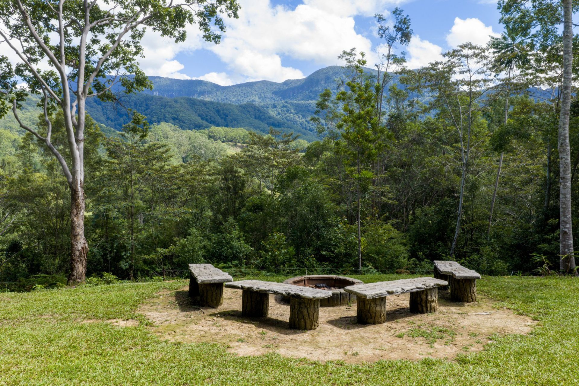 530-542 Upper Crystal Creek Road, Upper Crystal Creek - Image 1