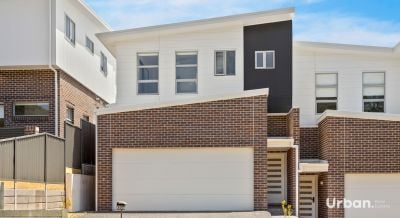 Tullimbar 120a Araluen Terrace