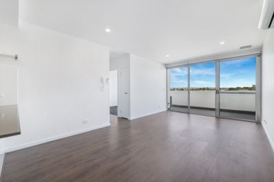 Franklin 24/2 Manning Clark Crescent