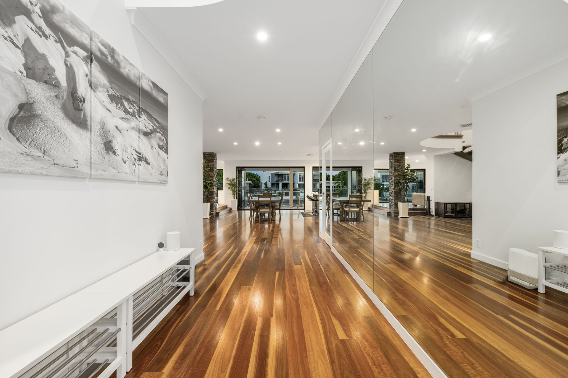 34 Knightsbridge Parade West, Sovereign Islands - Thumbnail 5