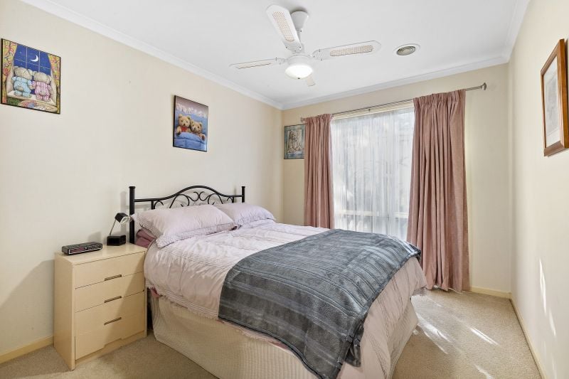5 Kangaroo Terrace, South Morang