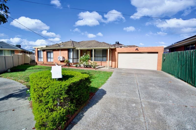 9 Tobruk Court, Lalor