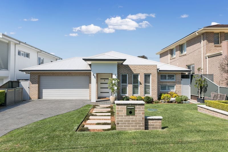 16 Arcadia Avenue WOOLOOWARE 2230