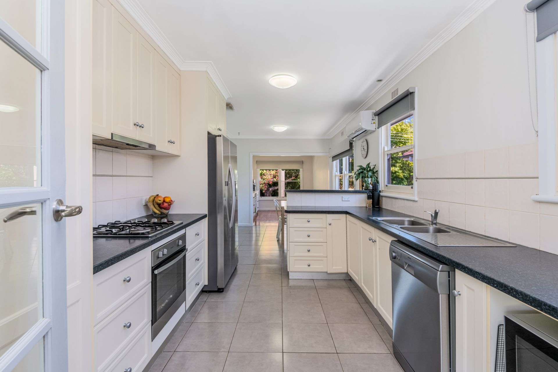 6 Fifth Avenue, White Hills, White Hills, White Hills - Thumbnail 5