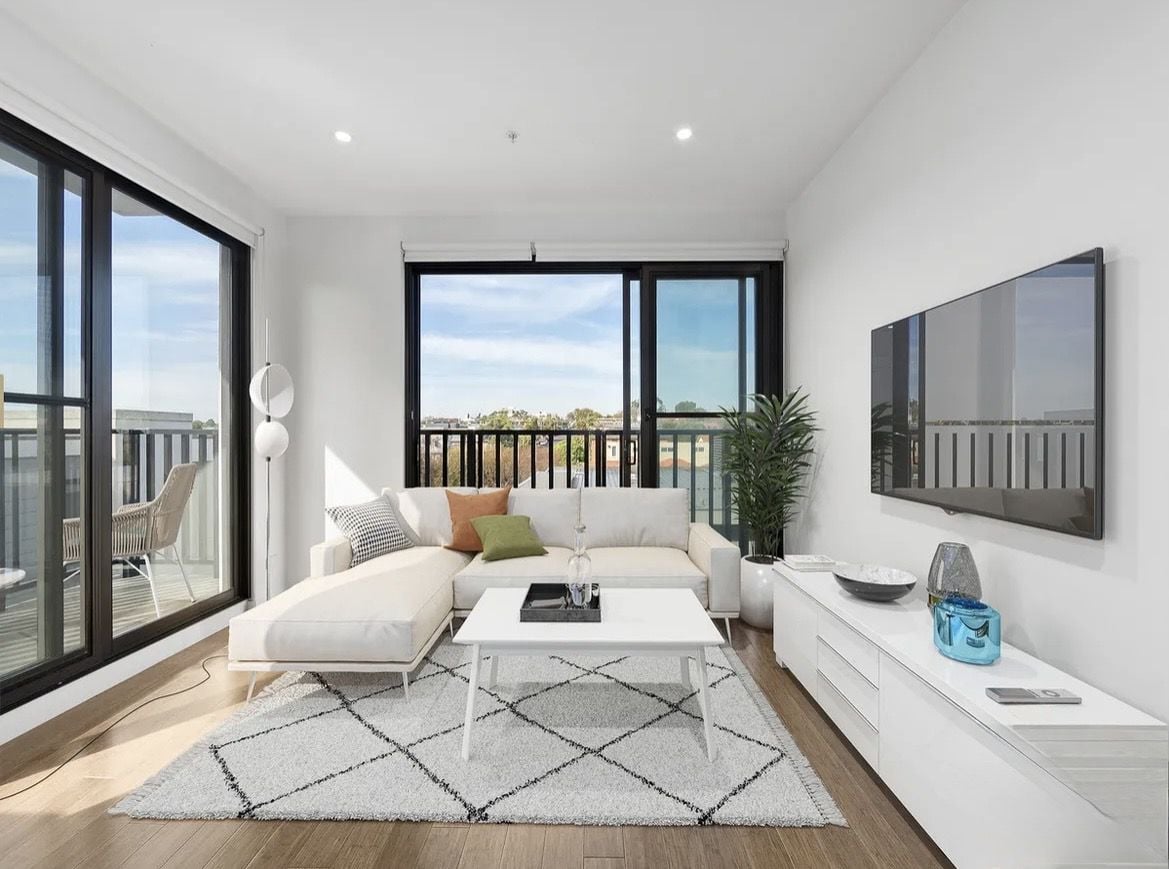 Brunswick Beauty with Light, Space & Views