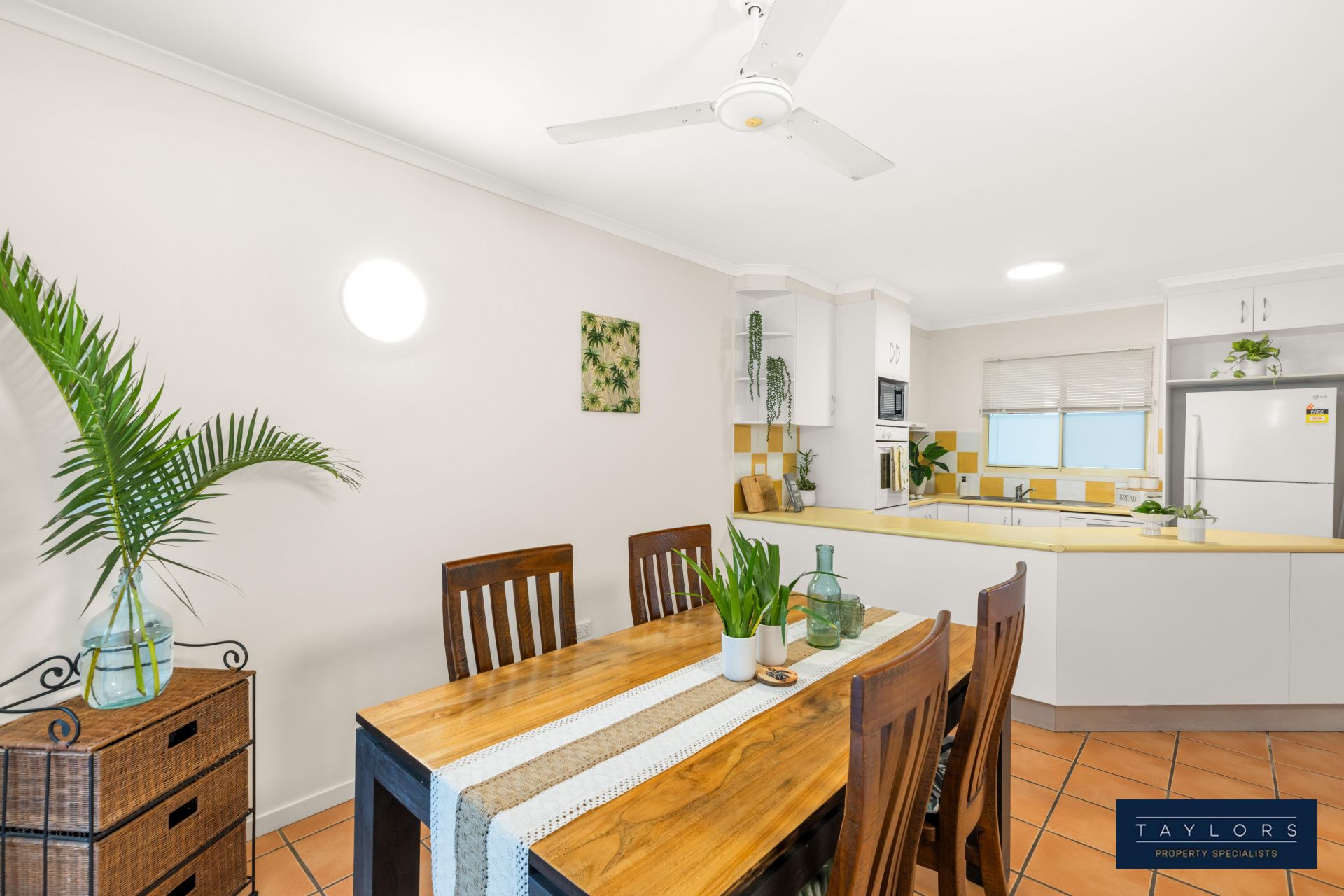 19/24 Beach Road Cannonvale QLD, Cannonvale - Thumbnail 4