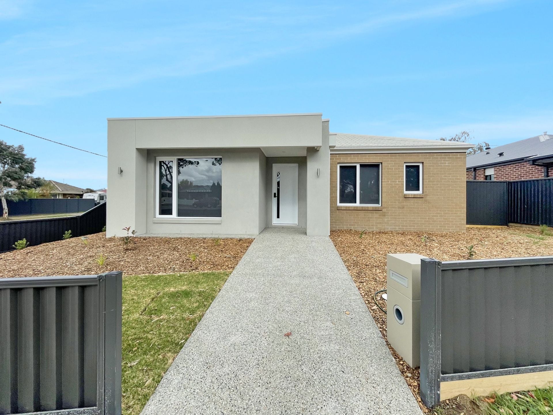 21 Hertford  Street, Sebastopol, Sebastopol - Thumbnail 2