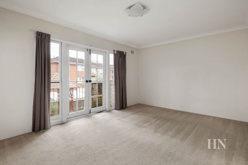 2/15 Stuart Street, Concord West