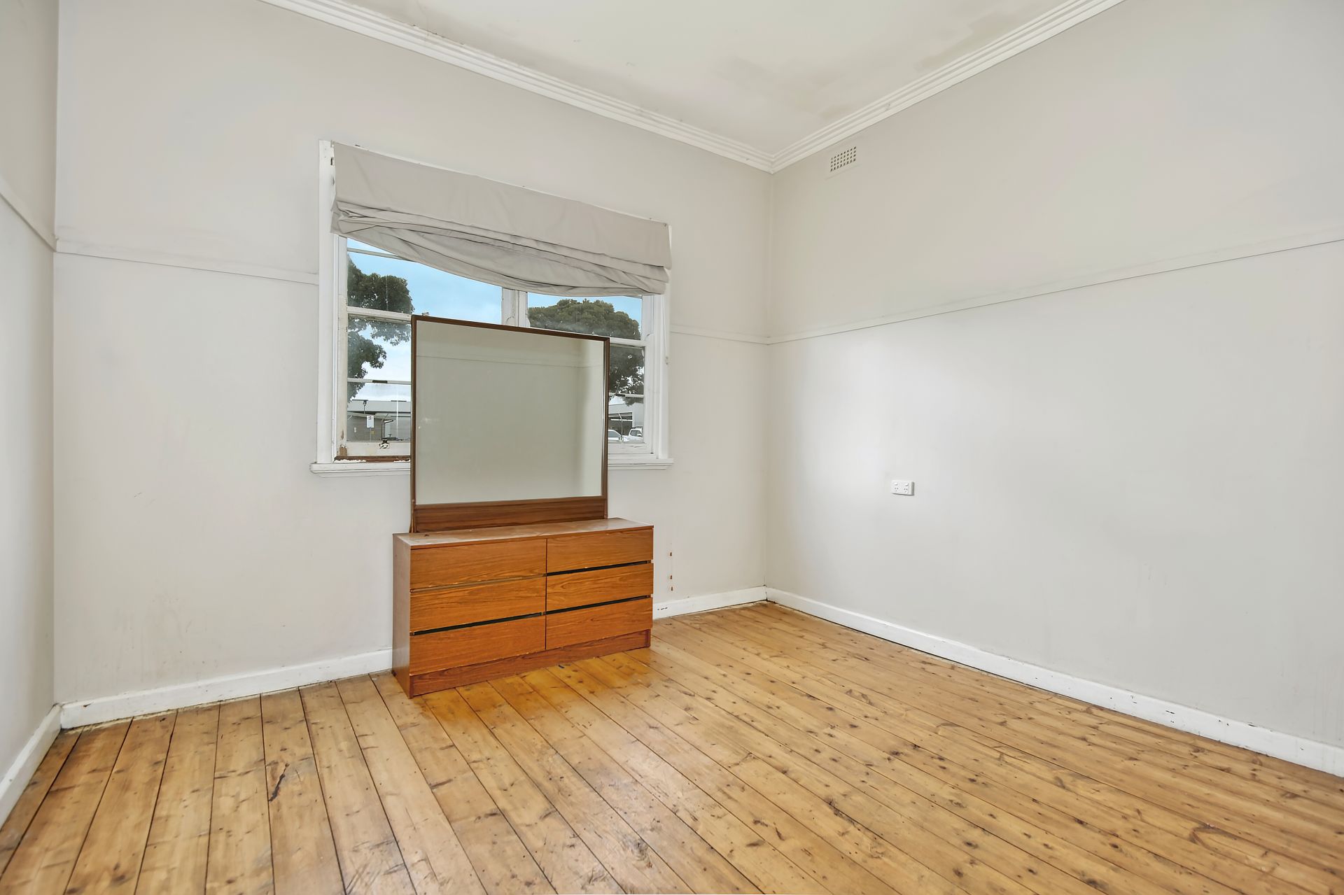 77 Burns Street, Maryborough - Thumbnail 5