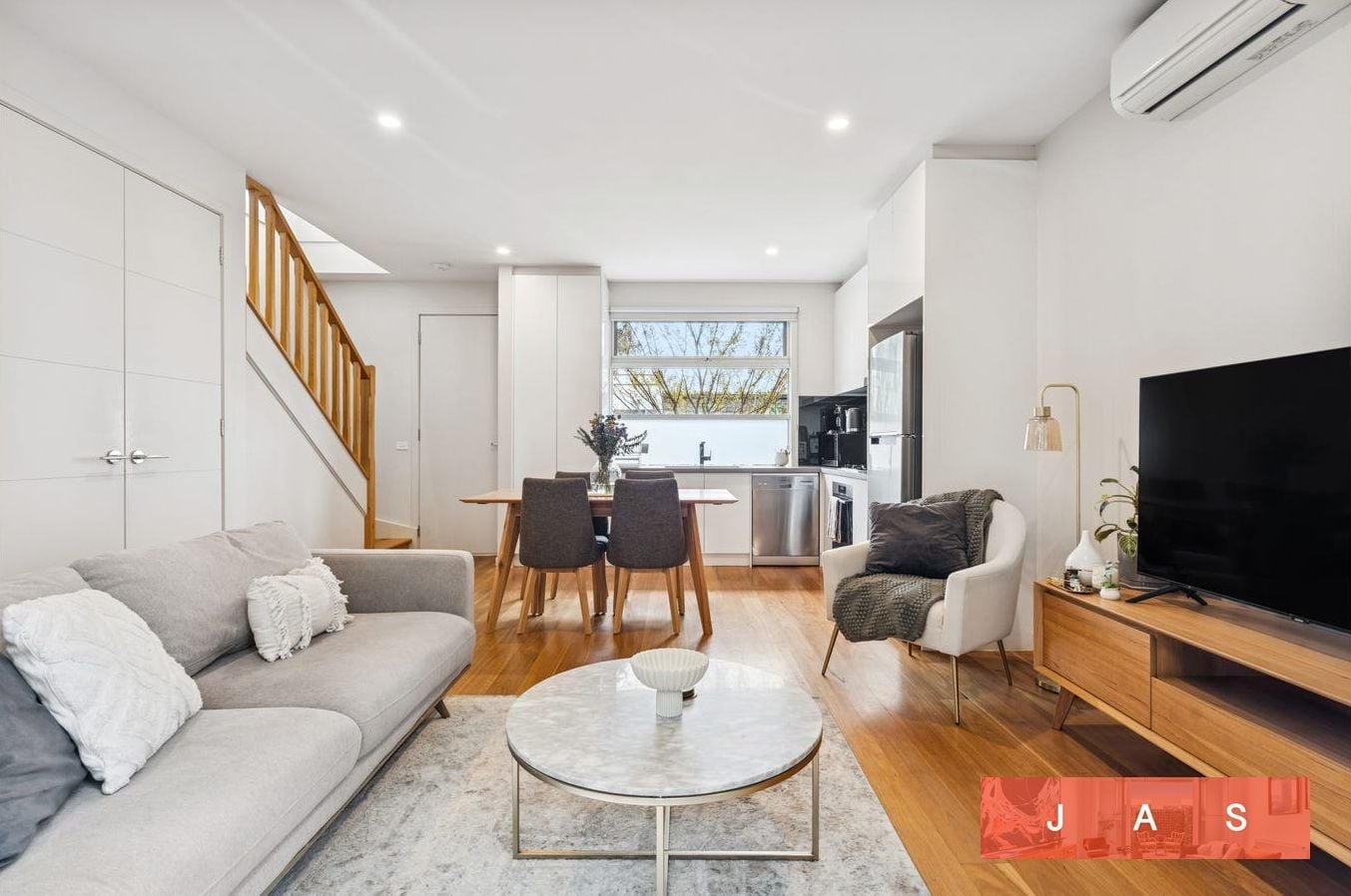 1B Loch Street Yarraville VIC, Yarraville - Thumbnail 6