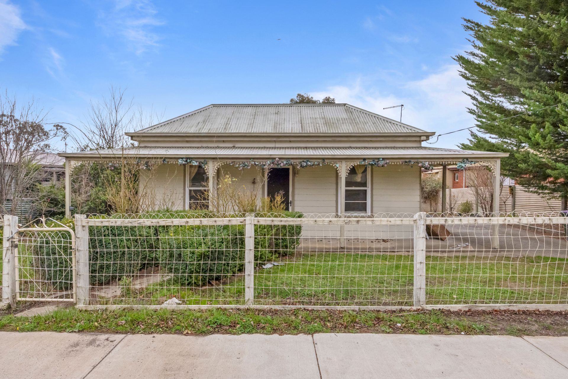 10 Neill Street, Beaufort, Beaufort - Thumbnail 2