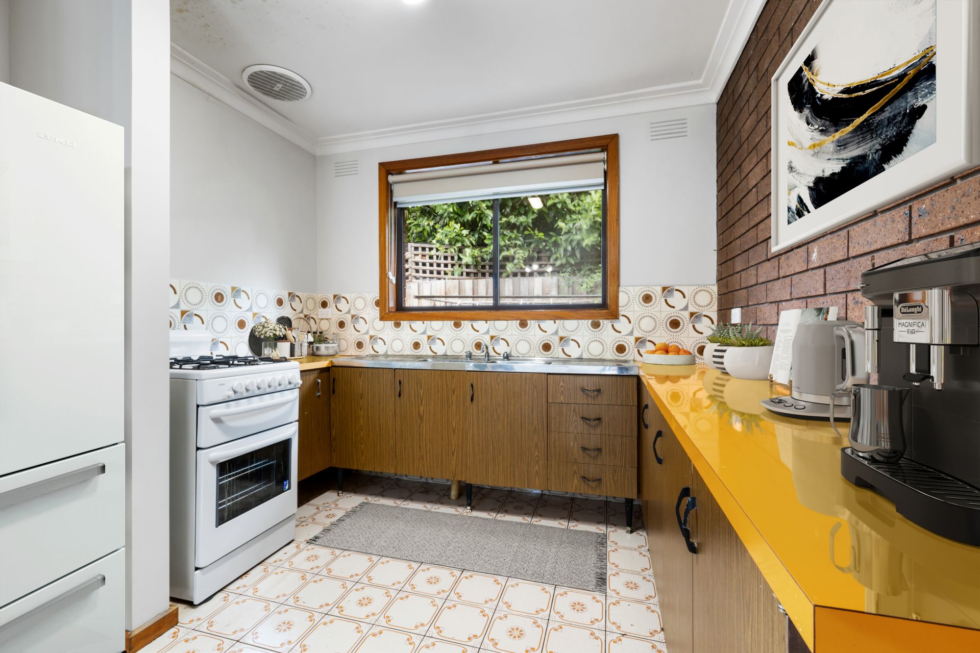 Low Maintenance Living in a Convenient Location