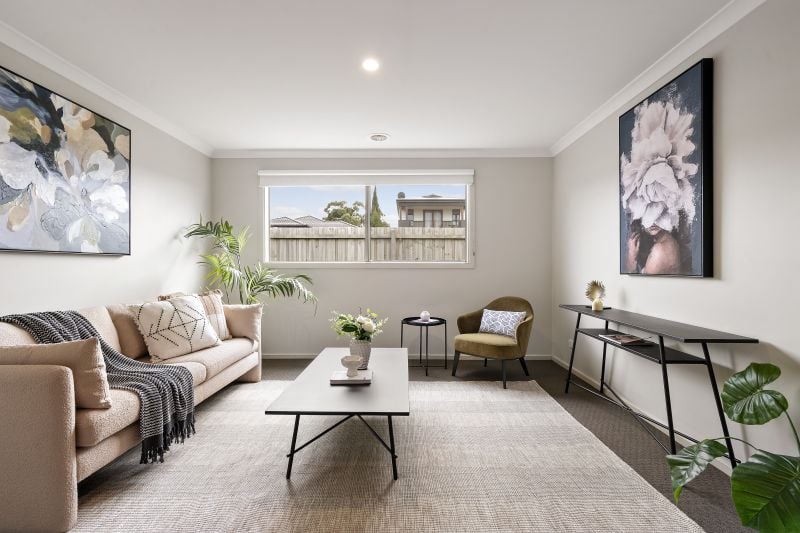 8 Cerridwen Street, Epping