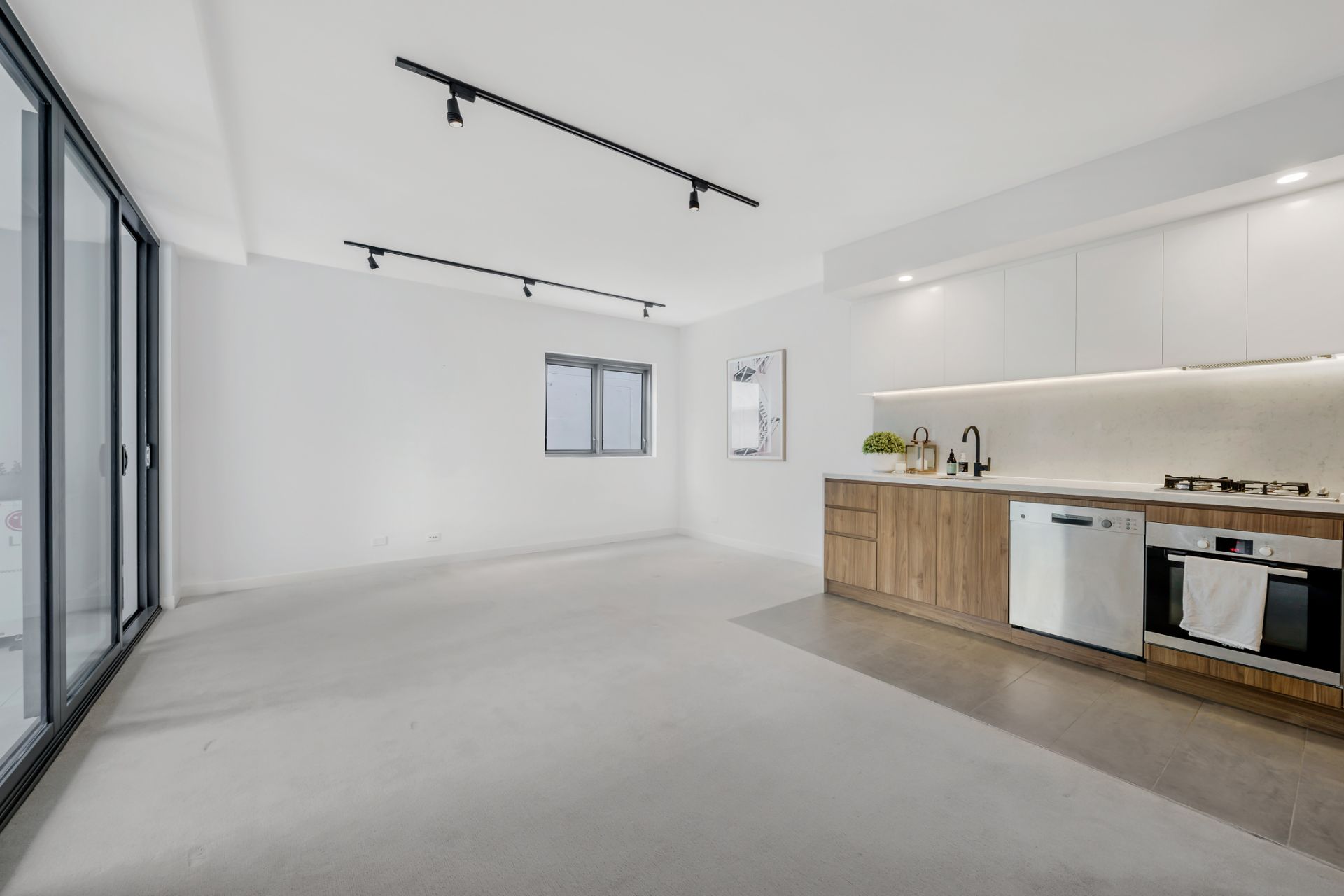 14/12 Park Avenue, Waitara, Waitara - Thumbnail 4