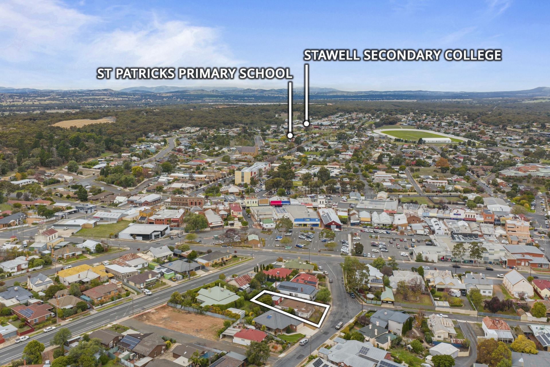 17 Allen Crescent, Stawell, Stawell - Image 1