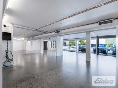 PROMINENT CORNER - OFFICE/ SHOWROOM - JAMES ST PRECINCT!