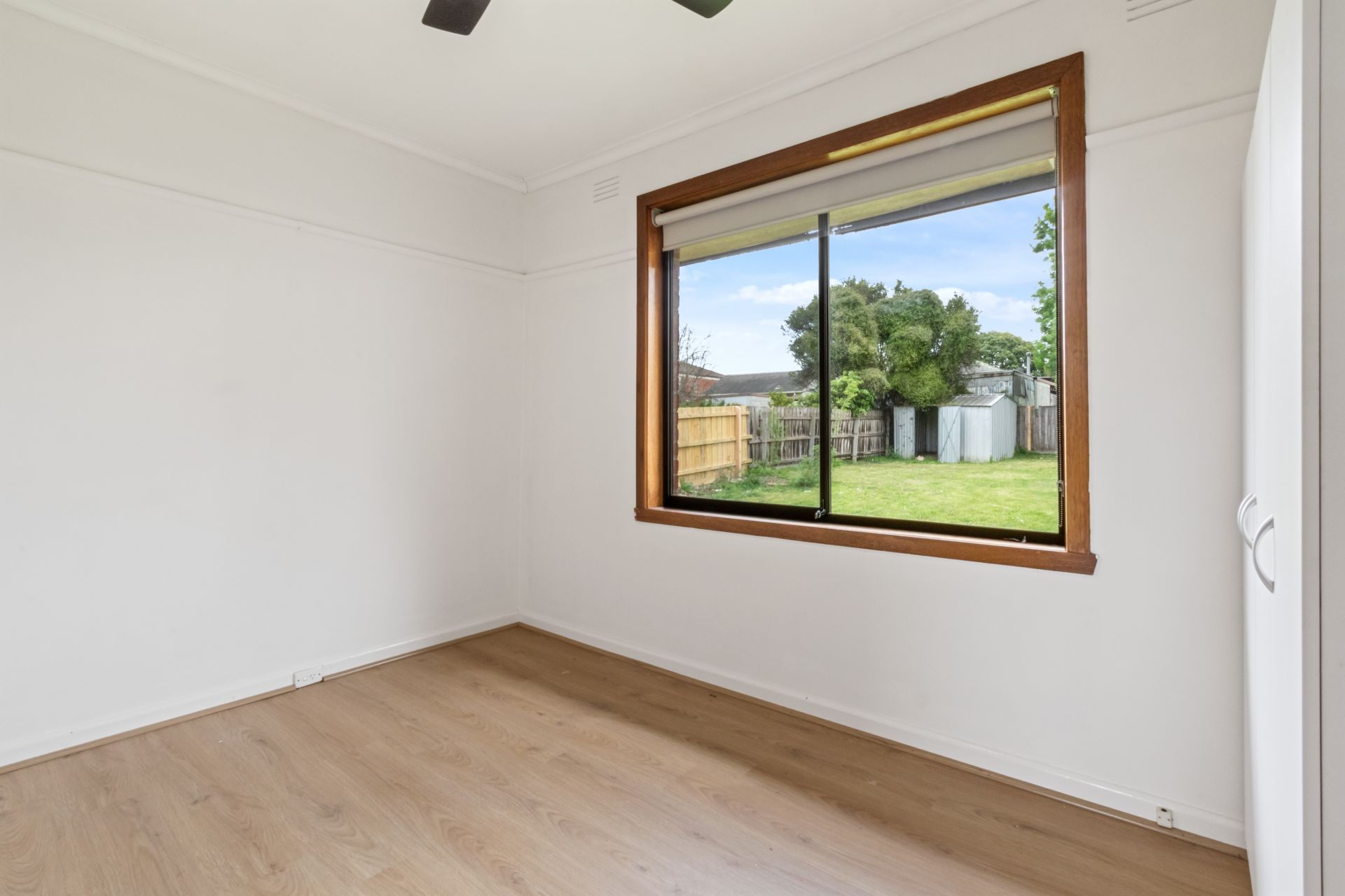 3 Bedroom House with Big Backyard!