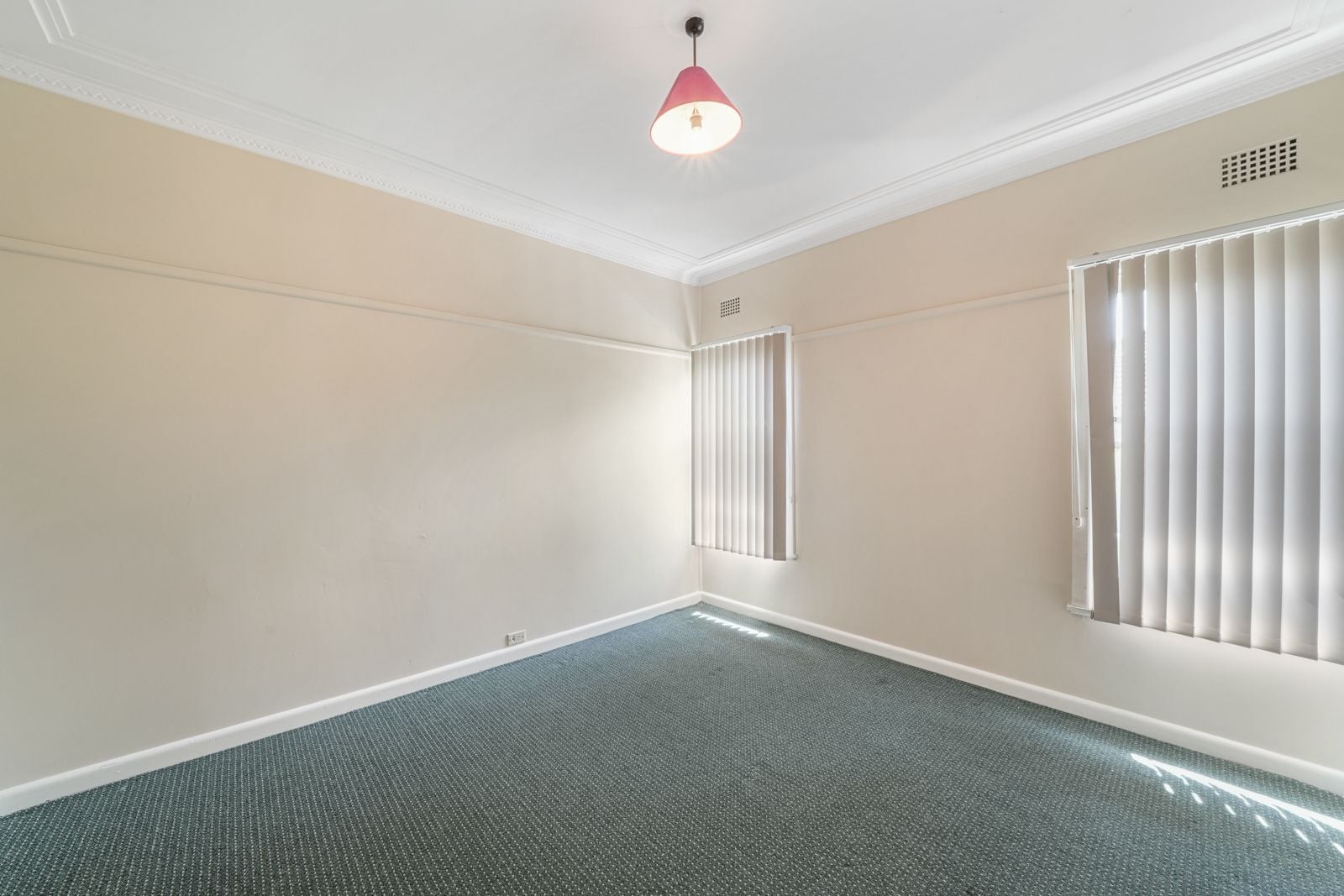 19 Christopher Avenue, Camden, Camden - Thumbnail 7