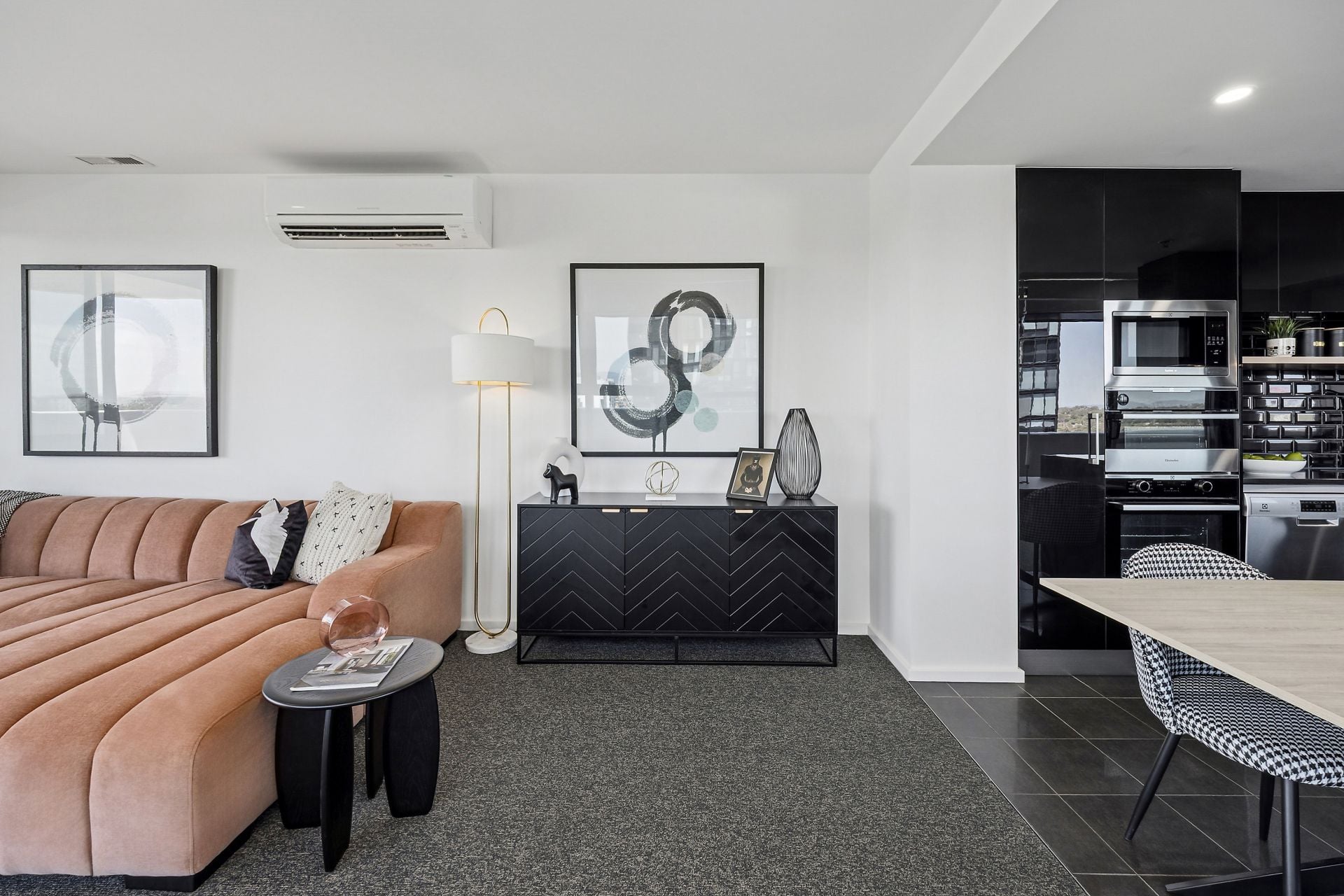 1805/120 Eastern Valley Way, Belconnen, Belconnen - Thumbnail 5