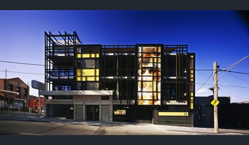 Street Frontage Office/Retail in sought after trendy Collingwood