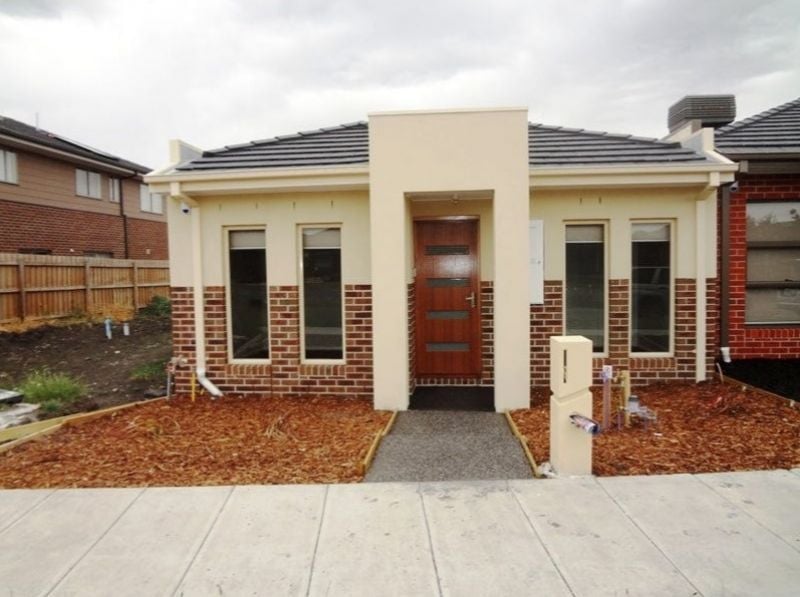 825 Edgars Road, Epping
