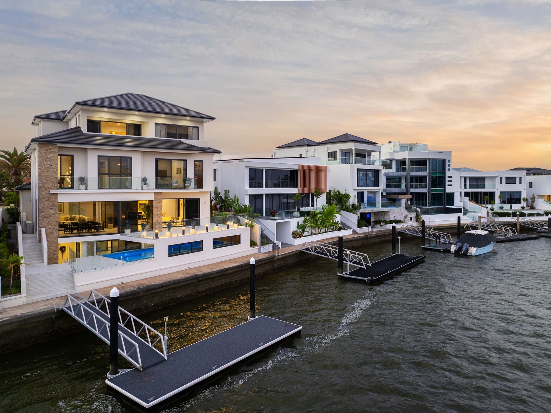 44 Knightsbridge Parade West, Sovereign Islands QLD 4216, Sovereign Islands - Thumbnail 4