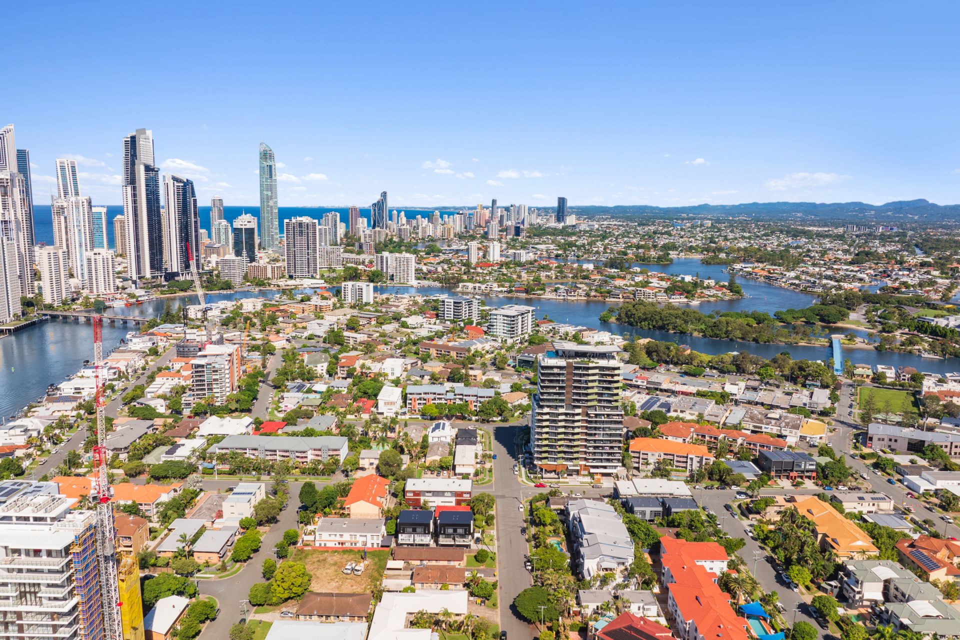 1-4/35 Burra Street, Surfers Paradise - Thumbnail 8