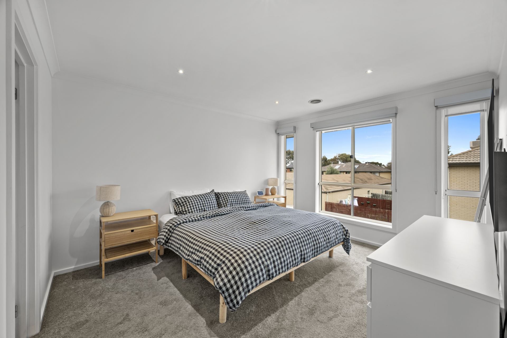SOLD OFF-MARKET
Modern Terrace Living In A Prime Location