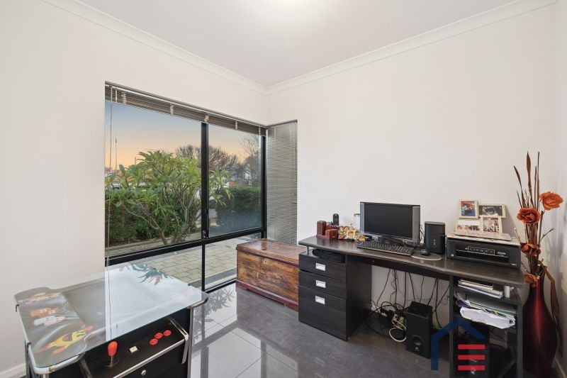 64 Ruby Street, North Perth