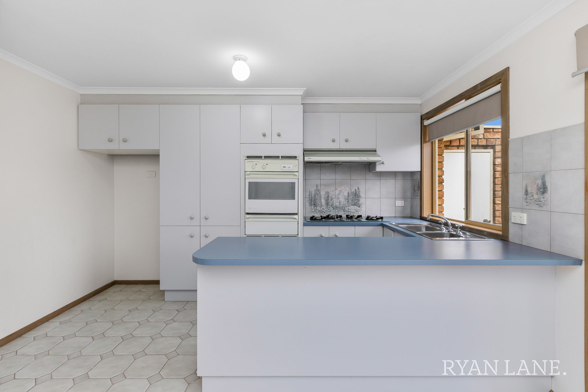 2/35 Taegtow Way Altona Meadows VIC, Altona Meadows - Thumbnail 6