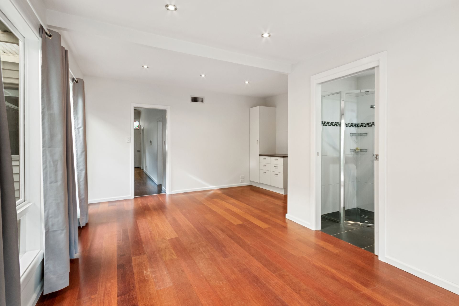 Well Presented House in Premium Locale