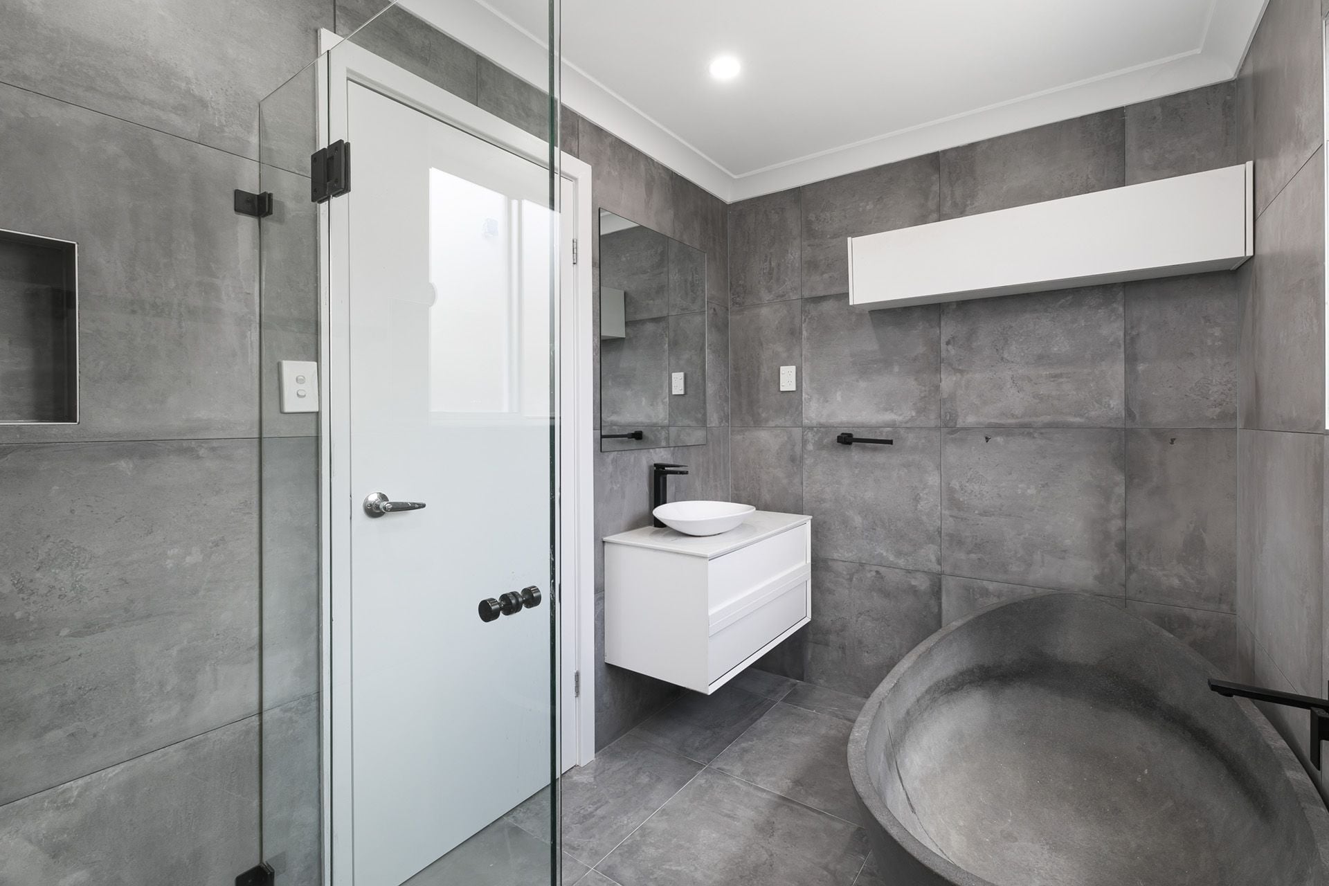 24 Wingello Road MIRANDA 2228