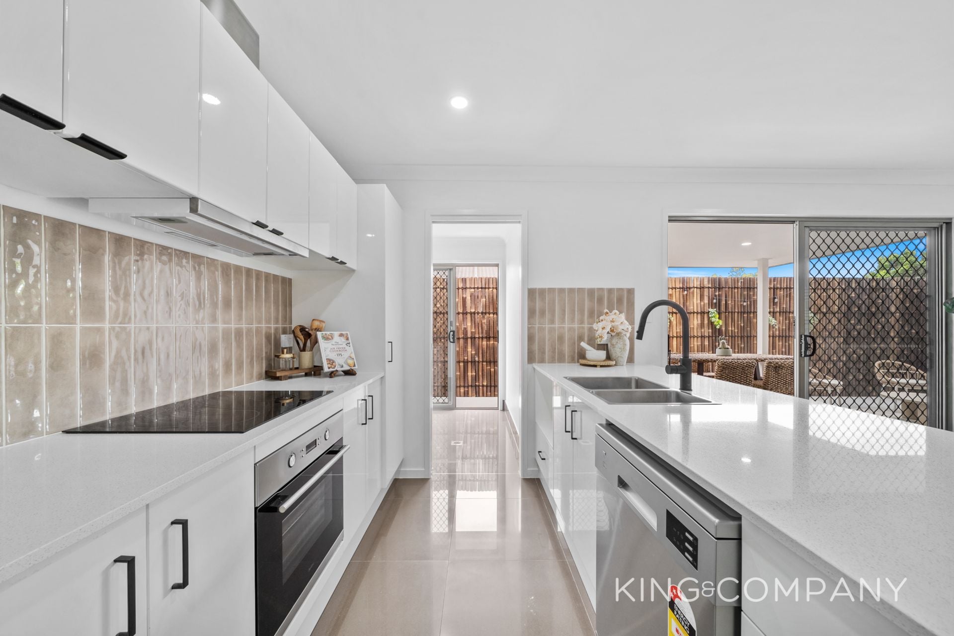 17 Richmond Crescent, Waterford, Waterford - Thumbnail 2