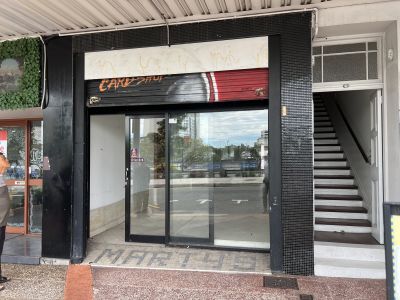 SHARP RETAIL ON STANLEY STREET!