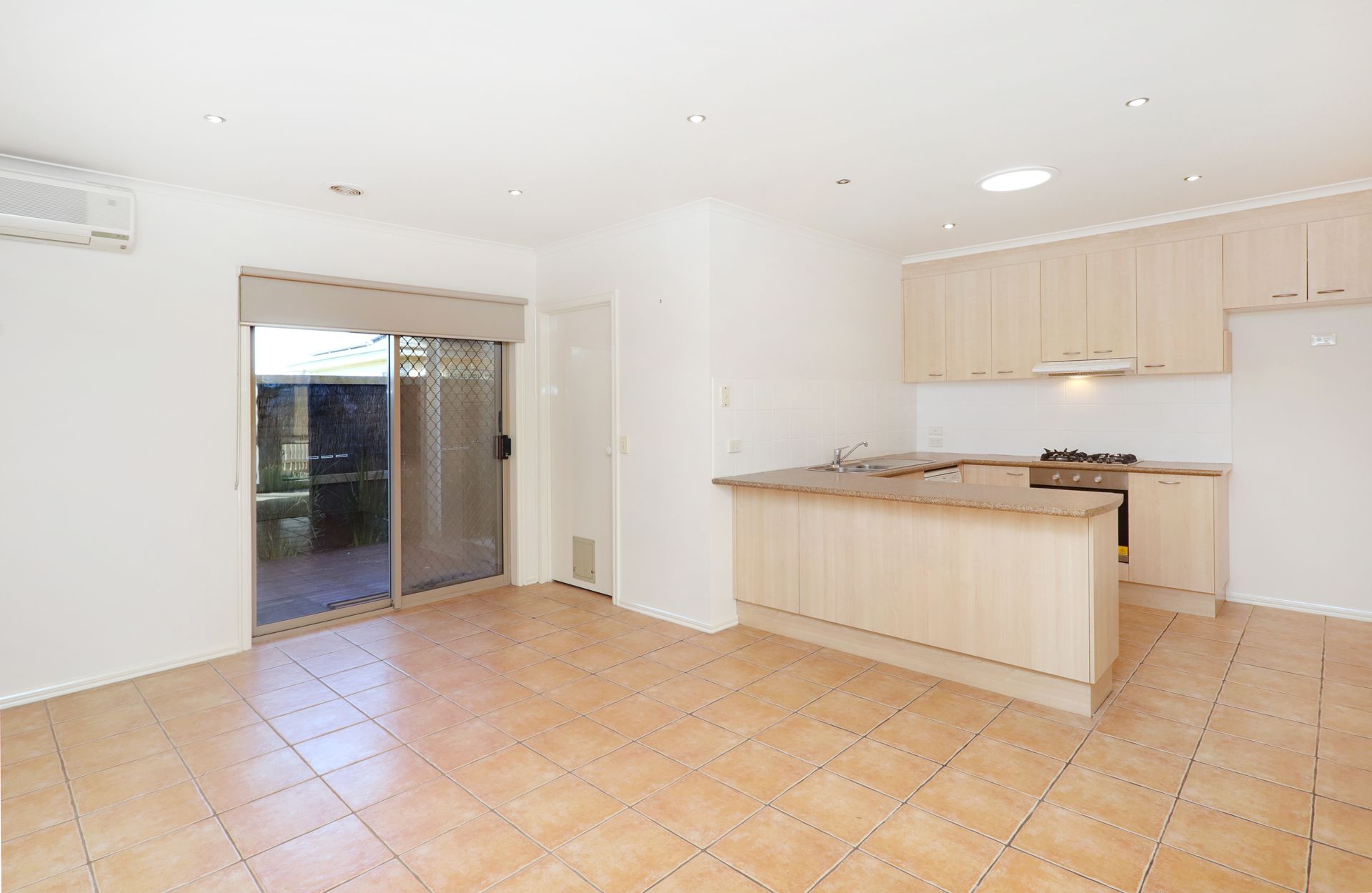 29 Cyclamen Avenue Altona North VIC, Altona North - Thumbnail 5